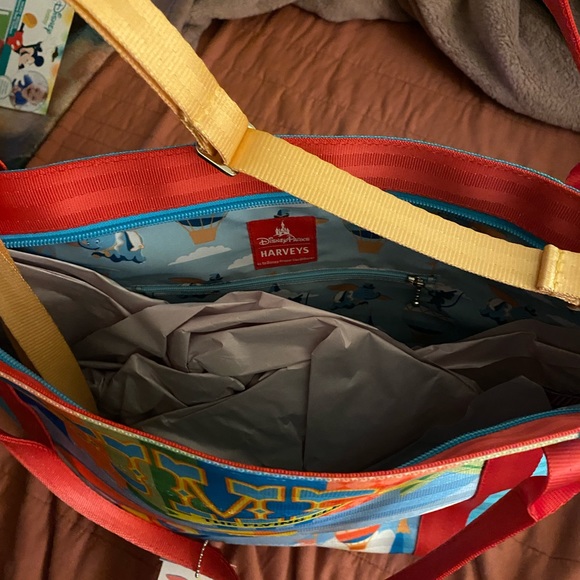 Dumbo D23 Expo Exclusive Harvey’s - Picture 4 of 4